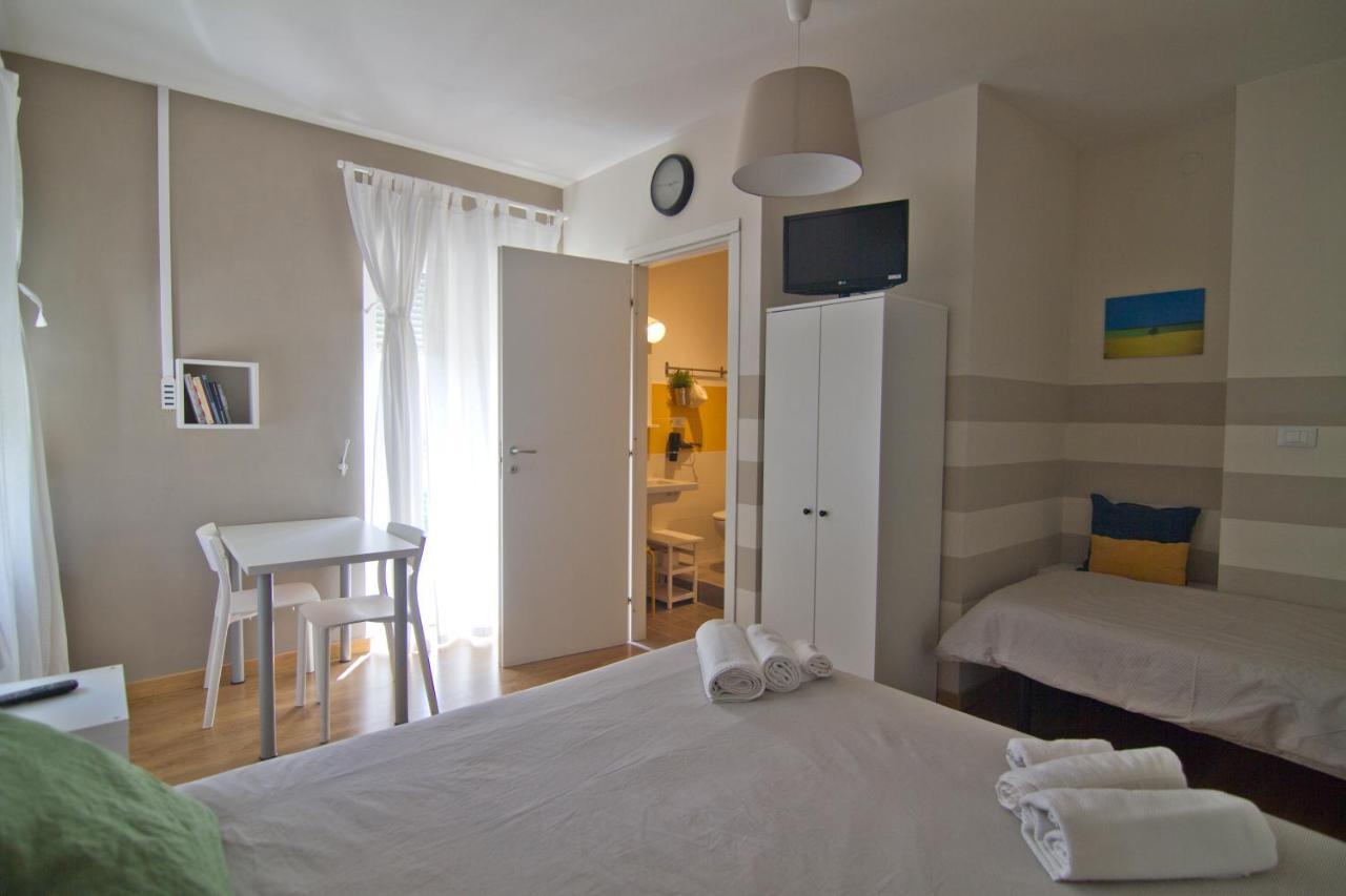 Le Stanze Di Adele Bed and Breakfast LʼAquila Exteriör bild
