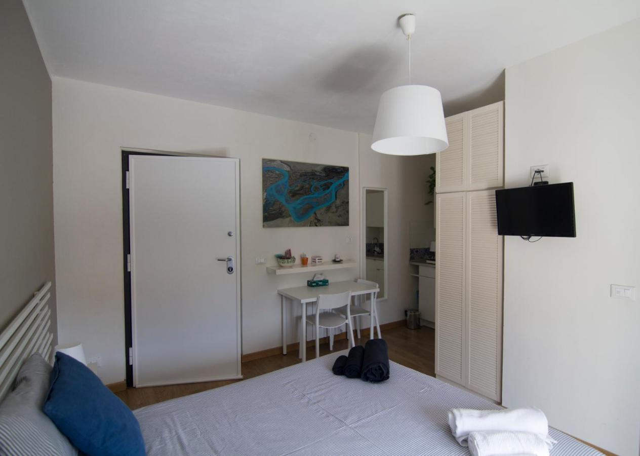 Le Stanze Di Adele Bed and Breakfast LʼAquila Exteriör bild
